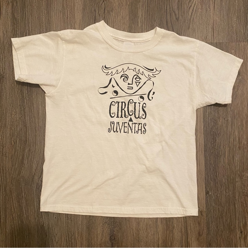 vintage y2k graphic tee